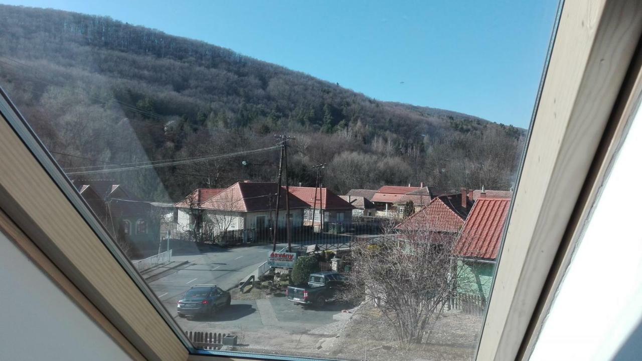 Zempleni Pitvaros Piheno Telkibánya Exteriör bild